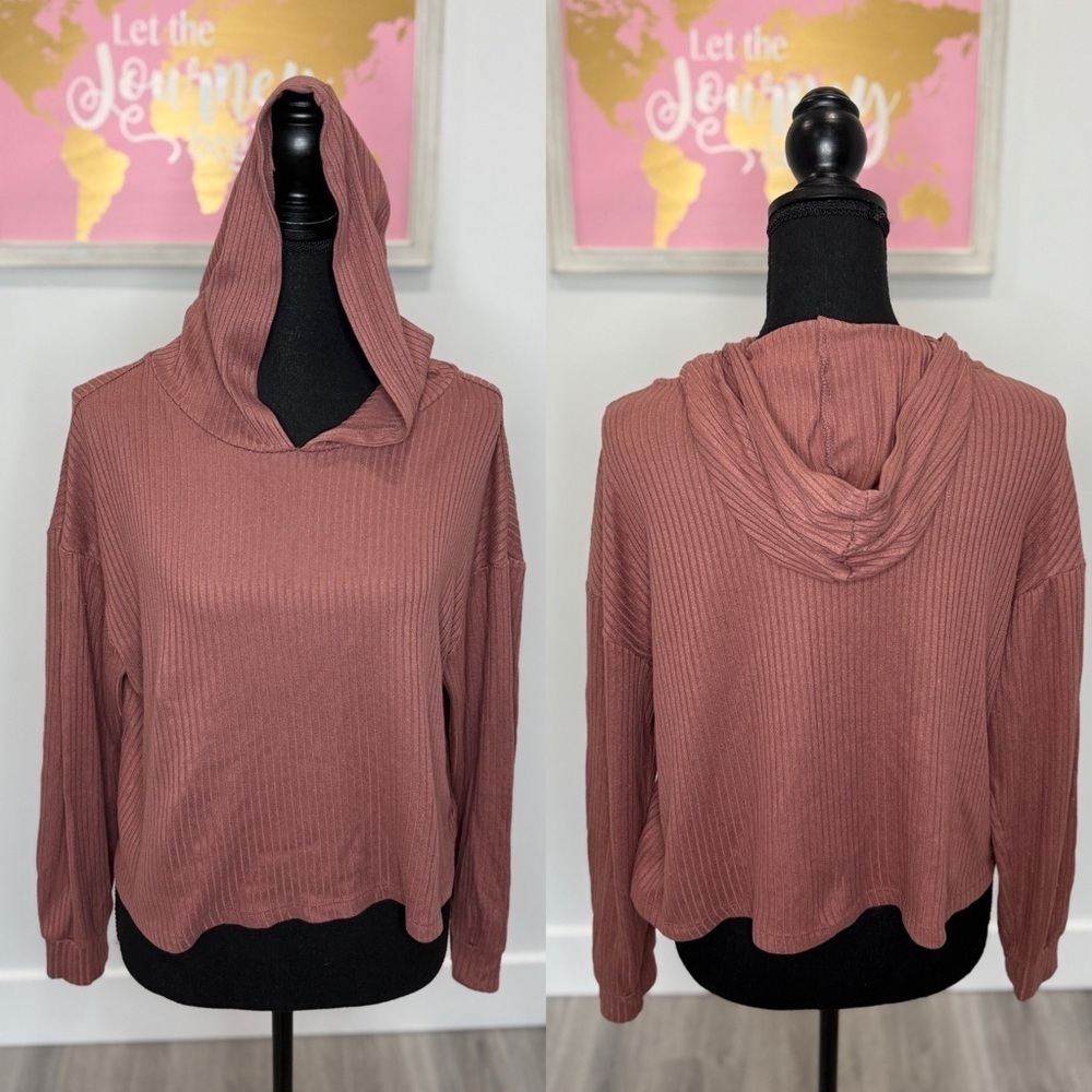 Colsie Crop Long Sleeve Hooded Lightweight Women’s Sweater (M)